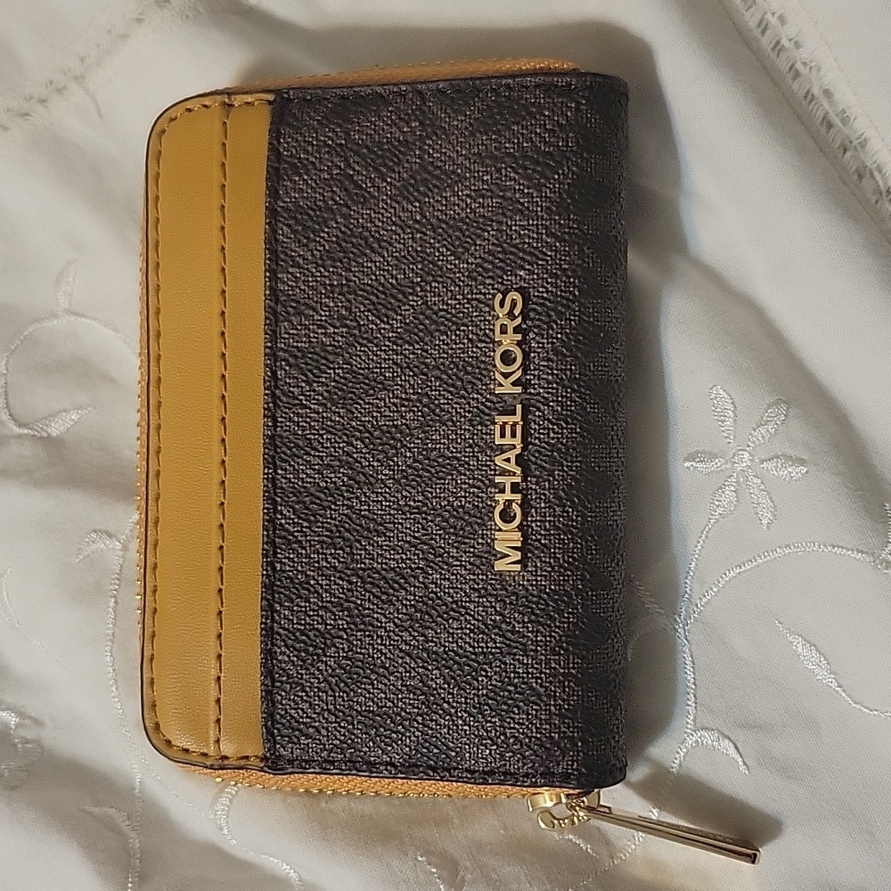 Michael Kors Marigold monogram wallet